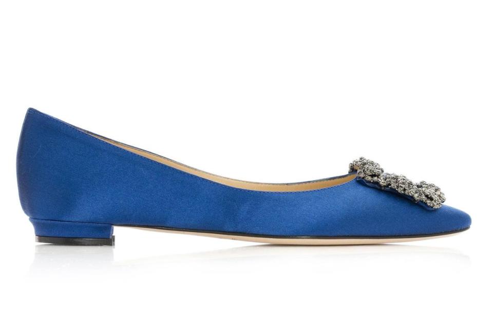 藍色Hangisi高跟鞋 NT$42,800 MANOLO BLAHNIK。（MANOLO BLAHNIK提供）