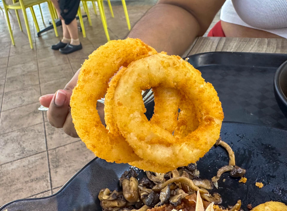char grill - onion rings