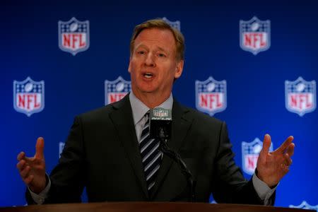 NFL commissioner Roger Goodell speaks during a news conference following the NFL owners autumn meeting in New York City, U.S., October 18, 2017. REUTERS/Brendan McDermid