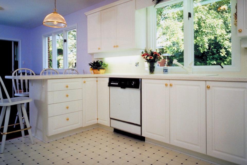 Linoleum kitchen flooring