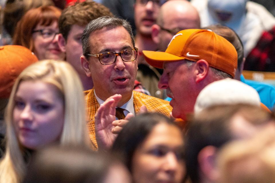 Texas athletic director Chris Del Conte reflected on the Texas sports year on this week's On Second Thought podcast with Kirk Bohls and Cedric Golden.