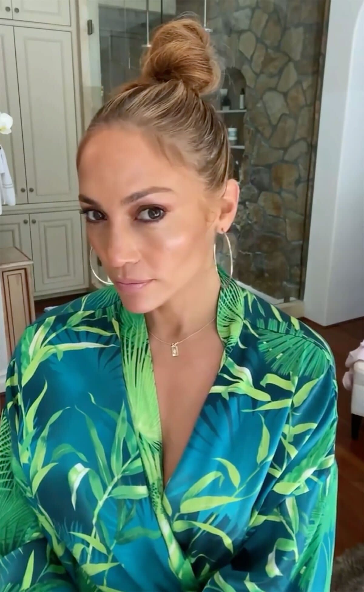 Jennifer Lopez Wore Her Signature Tropical Leaf Robe to Get Glam on Instagram — Shop Similar Looks on Amazon