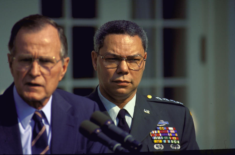President George Bush announcing re-appointment of his Chairman of Joint Chiefs of Staff, General Colin Powell, 1991.<span class="copyright">Diana Walker—Getty Images</span>