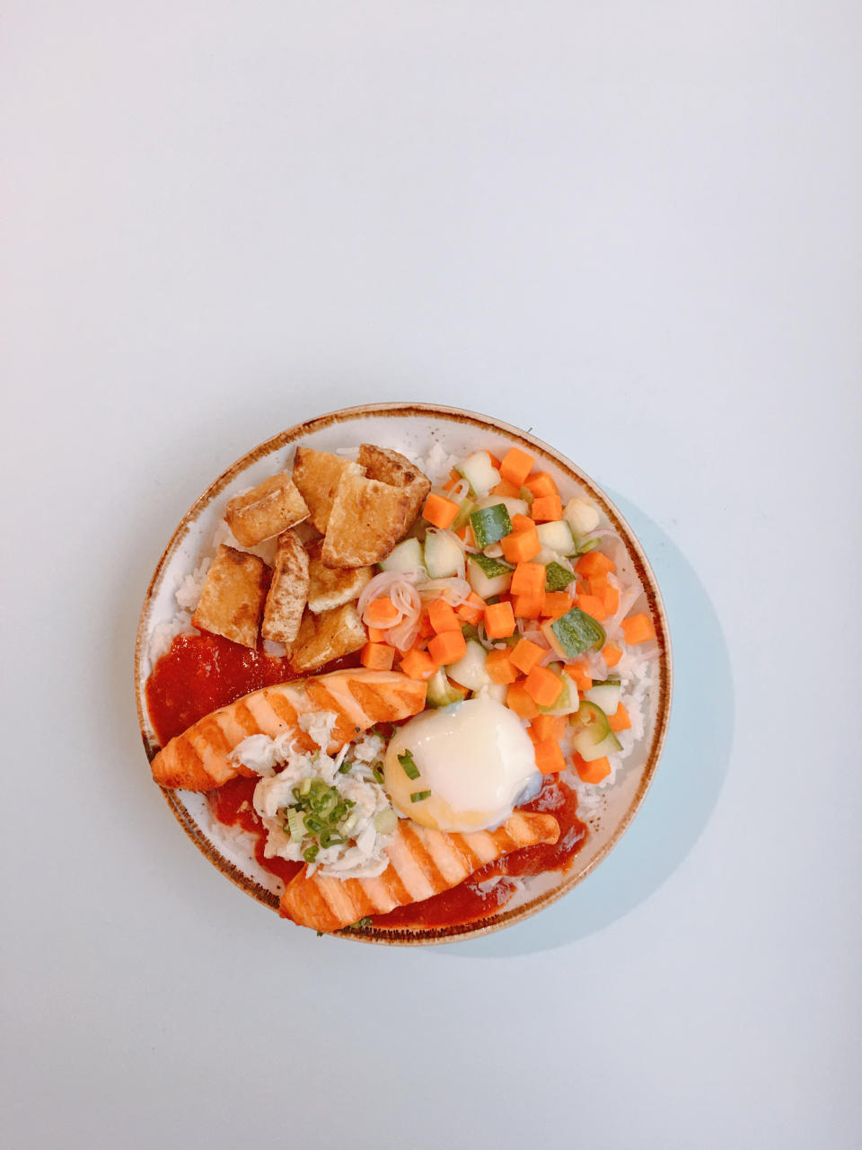 Chilli crab sauce poke bowl. (PHOTO: Pink Fish)