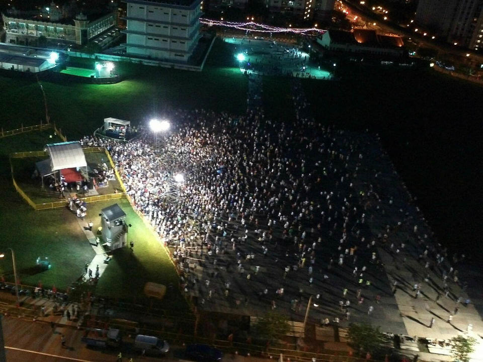 The WP rally crowd at 8pm. It swelled to an estimated 7,000 by the end of the rally.