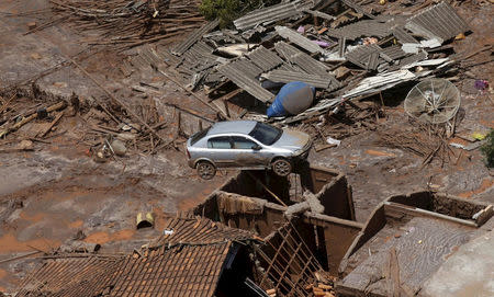FILE PHOTO: Debris is pictured in Bento Rodigues district, which was covered with mud after a dam owned by Vale SA and BHP Billiton Ltd burst, in Mariana, Brazil, November 10, 2015. REUTERS/Ricardo Moraes/File Photo