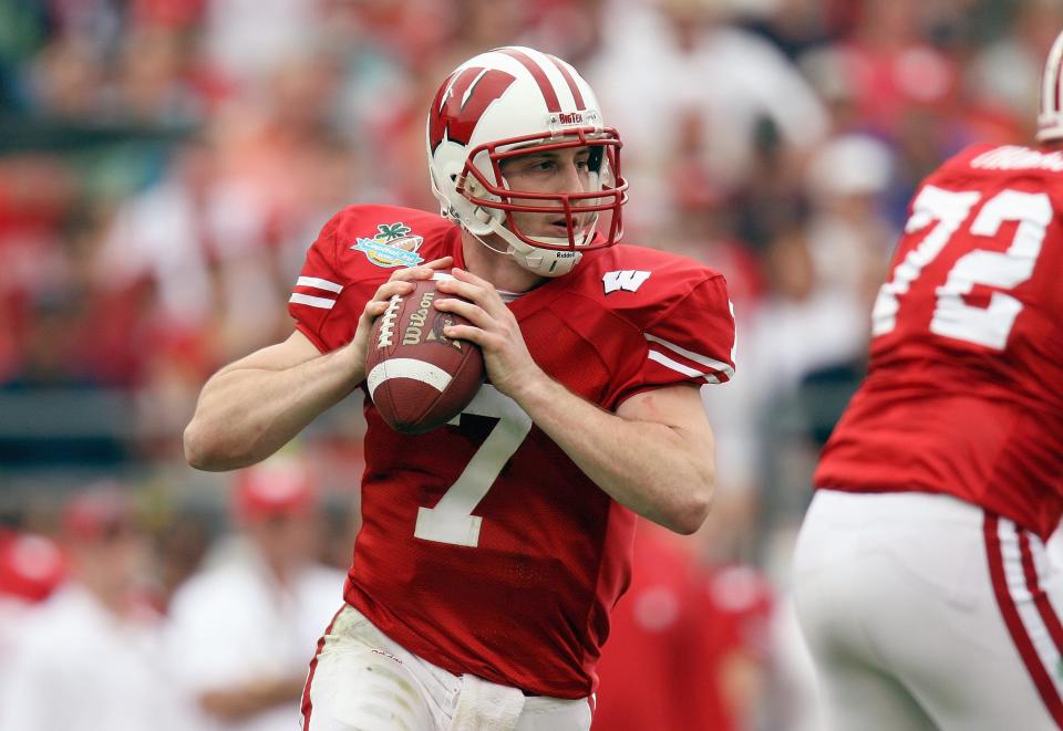 ORLANDO, FL – JANUARY 01: John Stocco #7 of the Wisconsin Badgers looks to pass against the Arkansas Razorbacks in the Capitol One Bowl at Florida Citrus Bowl on January 1, 2007 in Orlando, Florida. (Photo by Doug Benc/Getty Images)