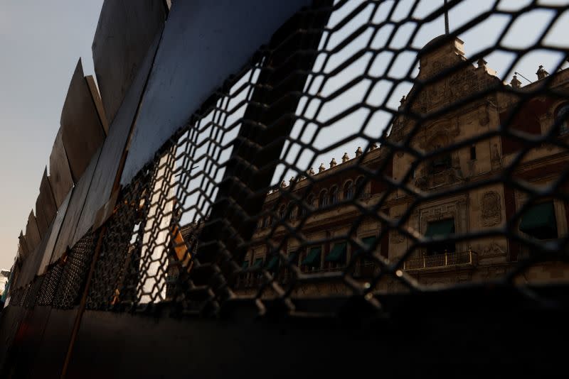 Mexico City erects barricades ahead of expected violence in Women's Day march