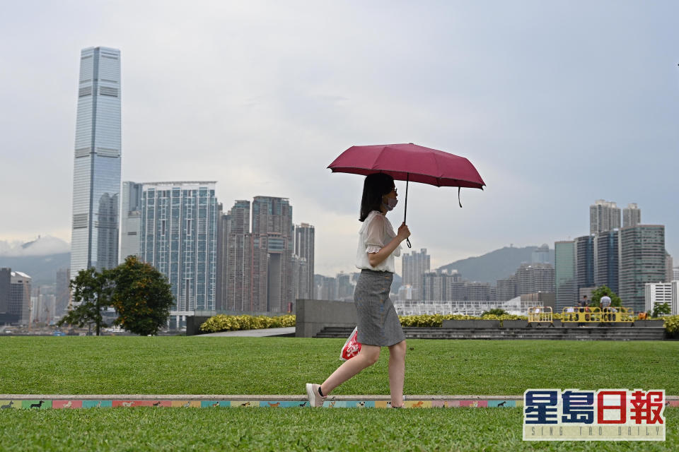 天文台預測，驟雨持續，端午節間中有驟雨及雷暴。 資料圖片