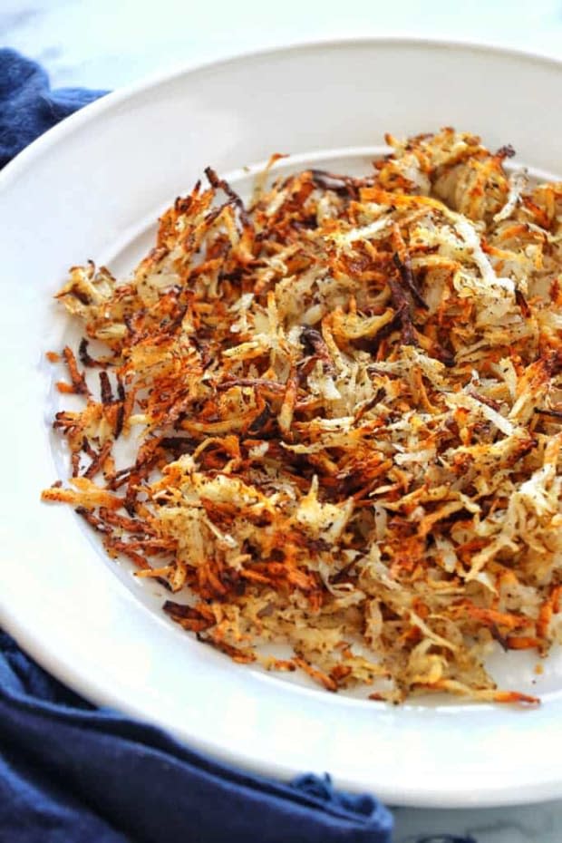 Air Fryer Hash Browns - Foodtastic Mom