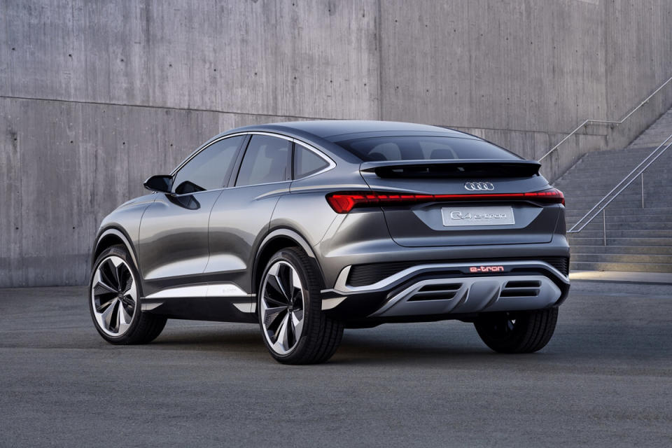 Audi-Q4-Sportback-e-tron-concept-2.jpg