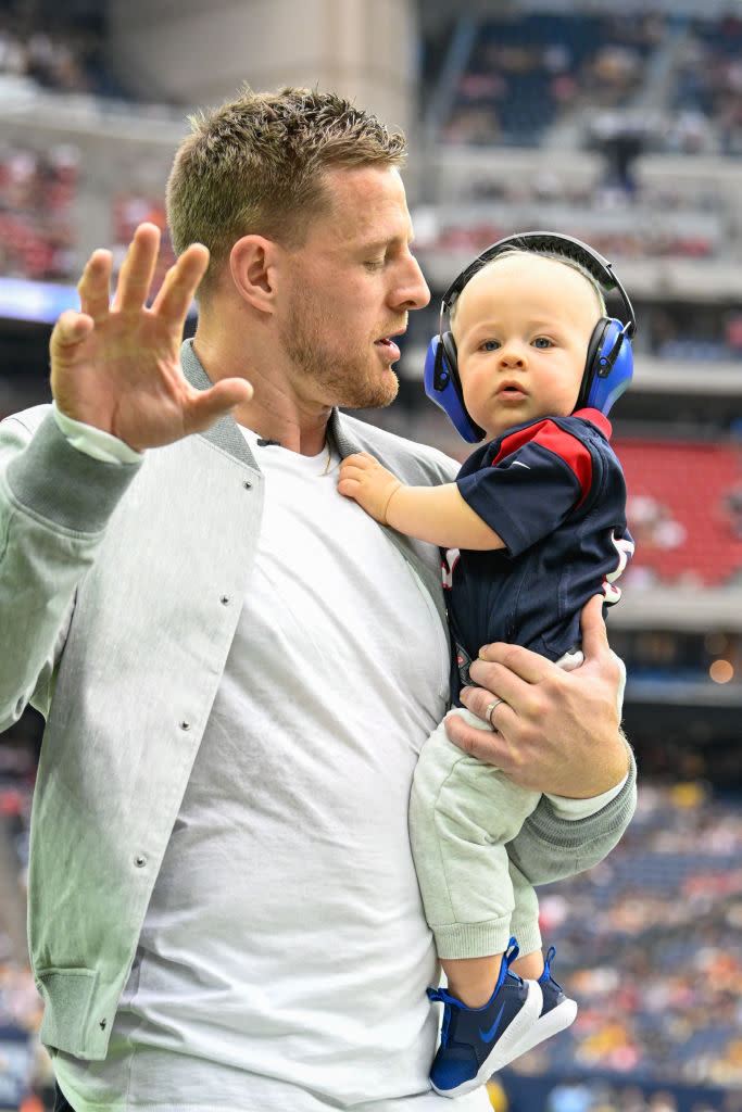 HOUSTON, TX - OCTOBER 01: Texan legend JJ Watt waves to the crowd as he make his way down the sideline before the football game between the Pittsburgh Steelers and Houston Texans at NRG Stadium on October 1, 2023, in Houston, Texas. (Photo by Ken Murray/Icon Sportswire via Getty Images)