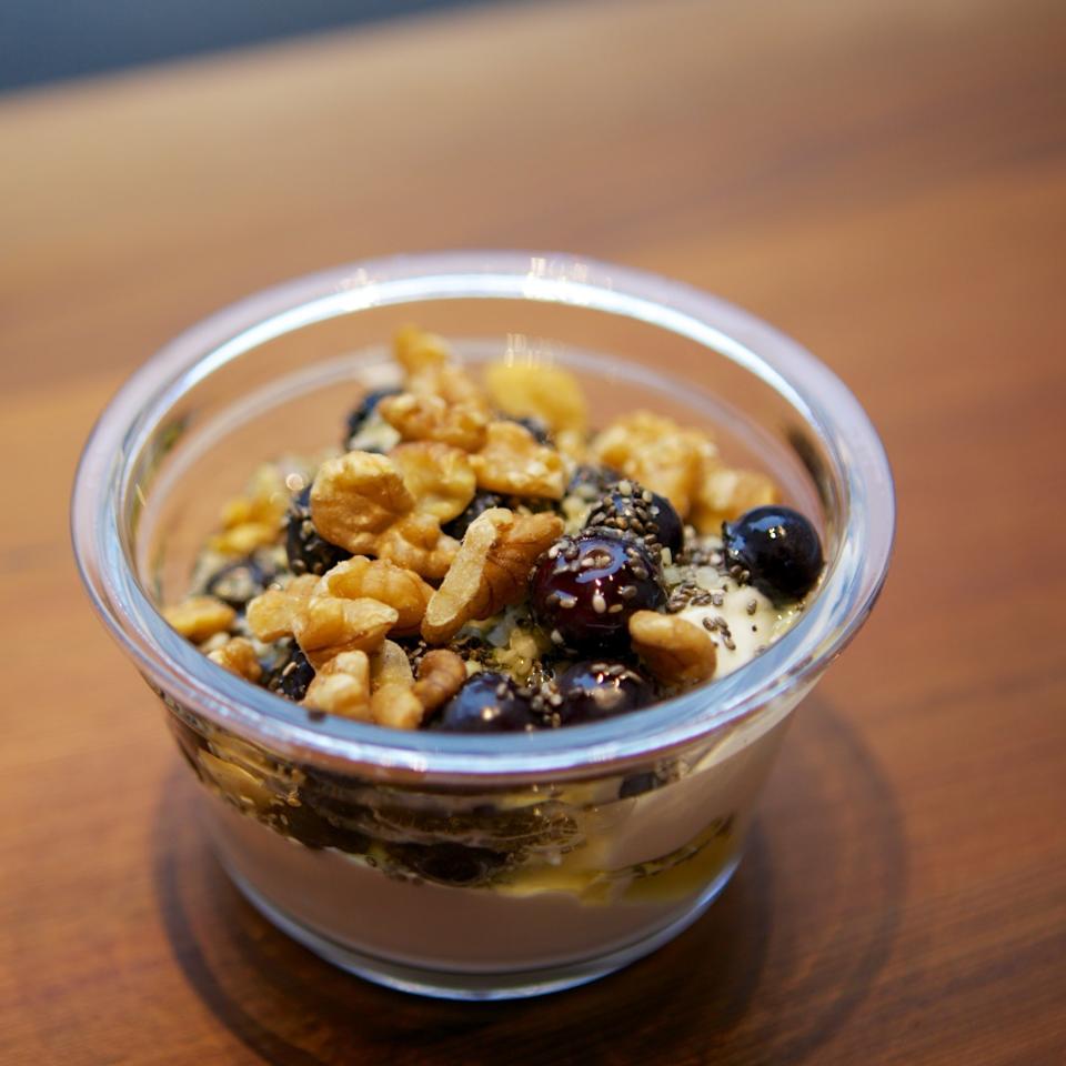 "I love 2 percent Greek yogurt and berries in the morning with about four cashews. This combo gives me the perfect amount of protein, carbs and good fats that I need to be fuller longer. In my new book, <em>Jumpstart to Skinny</em>, I make sure to have just the right about of protein, carbs and fat in each meal so that my energy is up and my body is being nourished properly."  --<em><a href="http://www.mytrainerbob.com/" target="_blank">Bob Harper</a>, trainer from "The Biggest Loser"</em>