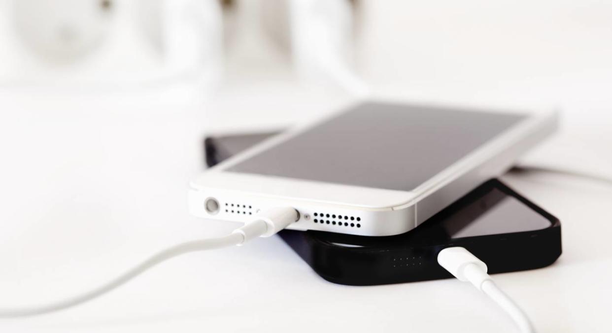 This gadget will charge your iPhone, Airpods and Apple Watch all at once. (Getty Images) 