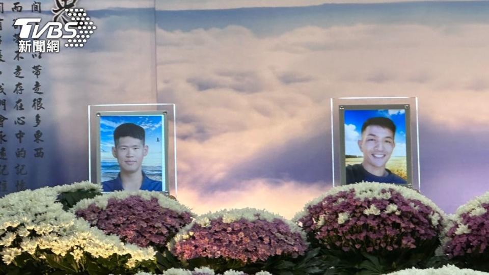 陳柏翰（左）及賴俊儒（右）的遺照。（圖／TVBS）