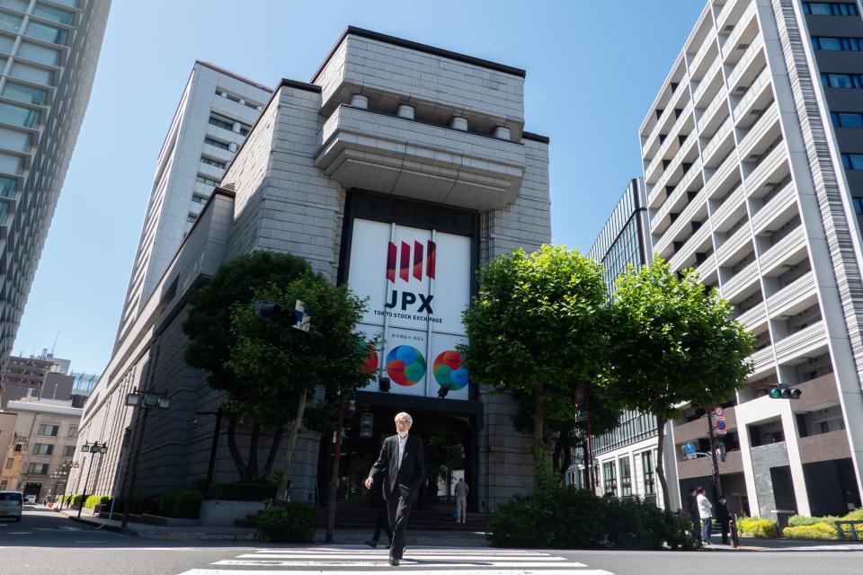 中國投資者紛紛湧入「正當紅」的日本股市。