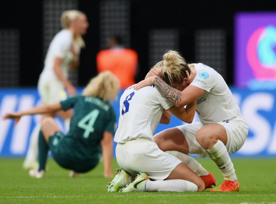 Bright and Williamson in the moment the Lionesses won the Euros (Getty Images)