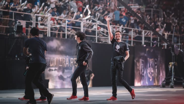 G2 Esports’ Alfonso “Mithy” Aguirre Rodríguez walks offstage after defeating Team WE 3-1 at the 2017 Mid-Season Invitational (Riot Games/lolesports)