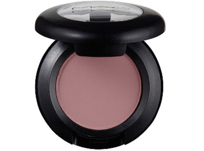 Though Jo's favorite shade is now discontinued, MAC offers 31 colors to create the perfect smokey eye. (Photo: Ulta)
