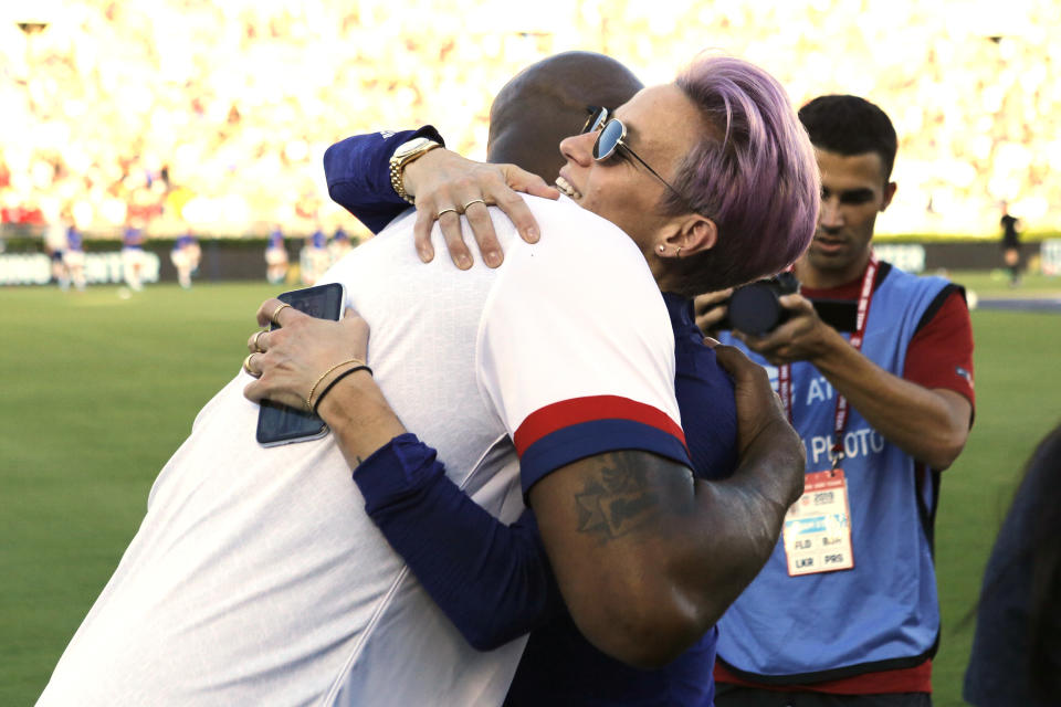 Megan Rapinoe and the USWNT were among those that Kobe Bryant actively supported in the world game. (Photo by Katharine Lotze/Getty Images)