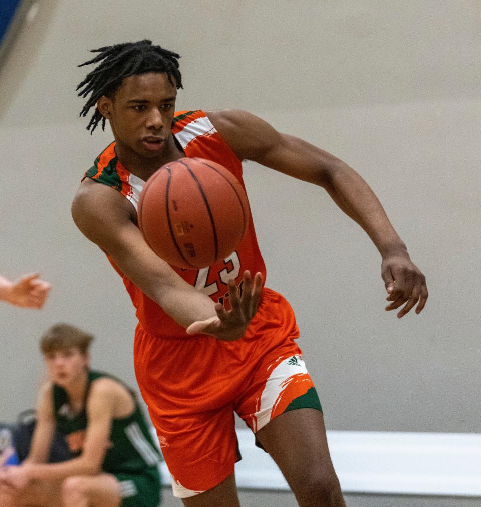 Justin Sims of Chesterton High School, in action in Westfield, Saturday, May 14, 2022, at the AAU basketball Adidas May Classic.