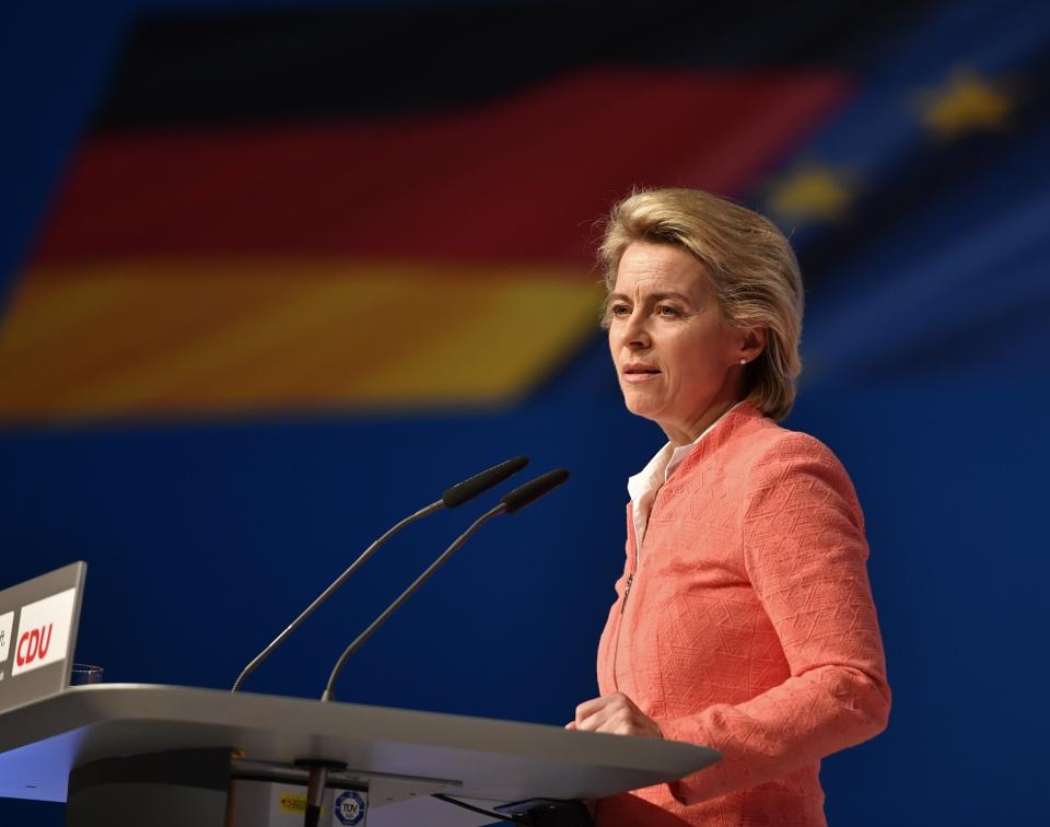 <p>Verteidigungsministerin Ursula von der Leyen (CDU) landet auf Platz zehn der beliebtesten deutschen Politiker. </p>