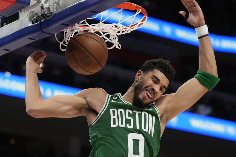 Boston Celtics, con Jayson Tatum, fue subcampeón la última temporada y ahora quiere el título