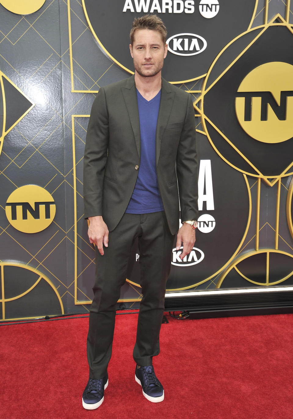 Justin Hartley arrives at the NBA Awards on Monday, June 24, 2019, at the Barker Hangar in Santa Monica, Calif. (Photo by Richard Shotwell/Invision/AP)