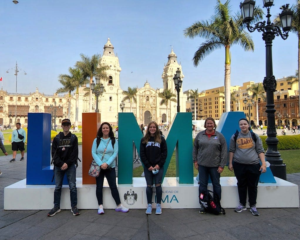 Mapleton students and faculty in Lima, Peru.