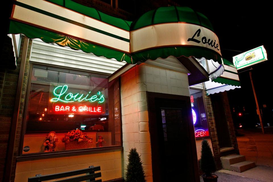 Louie's Bar & Grille in Akron.   [Karen Schiely/Akron Beacon Journal]