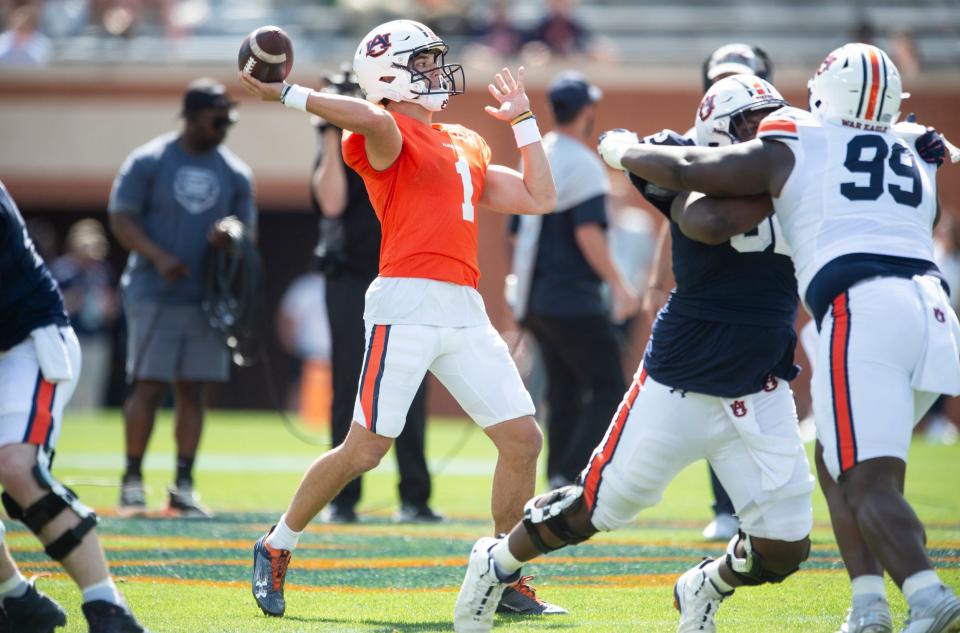 Auburn Tigers quarterback Payton Thorne (1) throws the ball during the A-Day spring game at Jordan-Hare Stadium in Auburn, Ala., on Saturday, April 6, 2024.