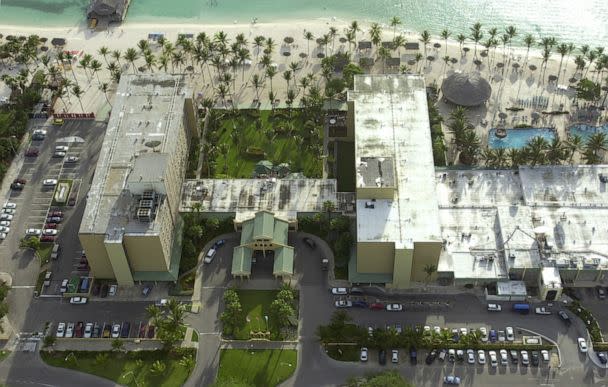 PHOTO: The Holiday Inn hotel is seen along Palm Beach in Aruba, Monday, June 13, 2005, where missing Alabama high school graduate Natalee Holloway stayed before she disappeared on May 30, 2005. (Leslie Mazoch/ASSOCIATED PRESS)