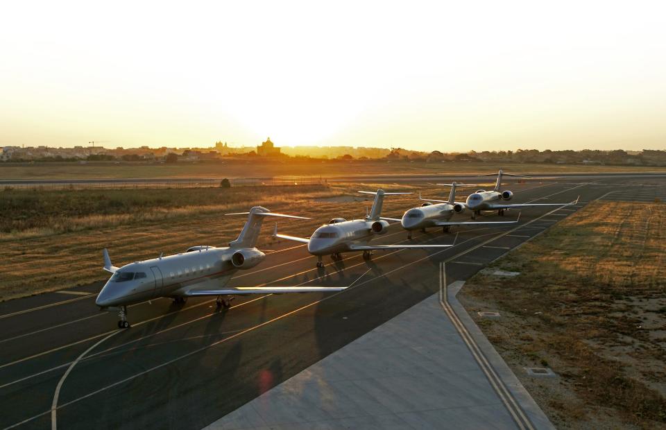 Ein Teil der Vistajet-Flotte auf dem Flughafen von Malta.