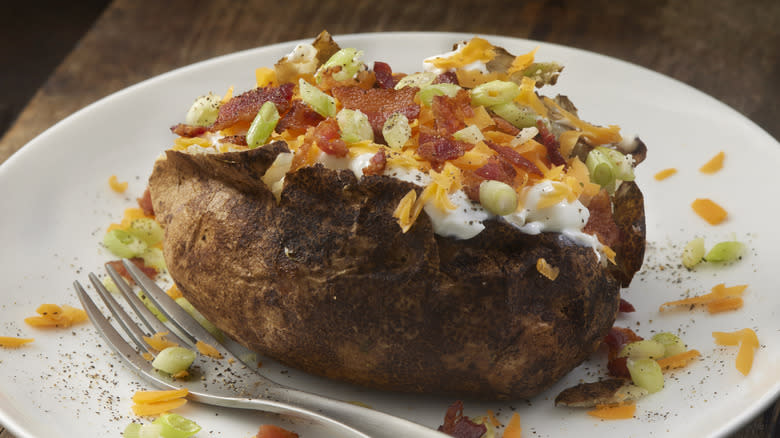 baked potato with toppings