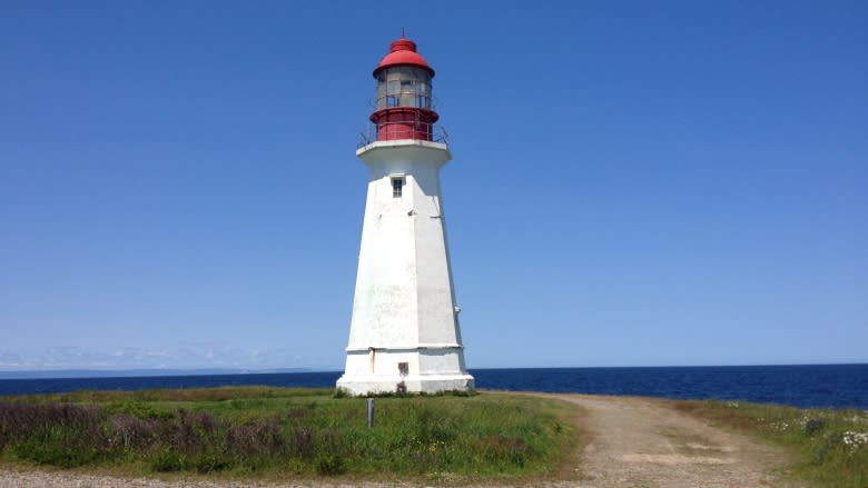 6 Nova Scotia lighthouses to visit this summer