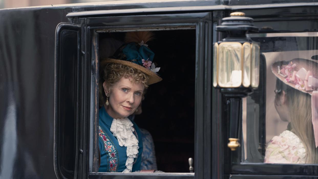  Cynthia Nixon in The Gilded Age. 