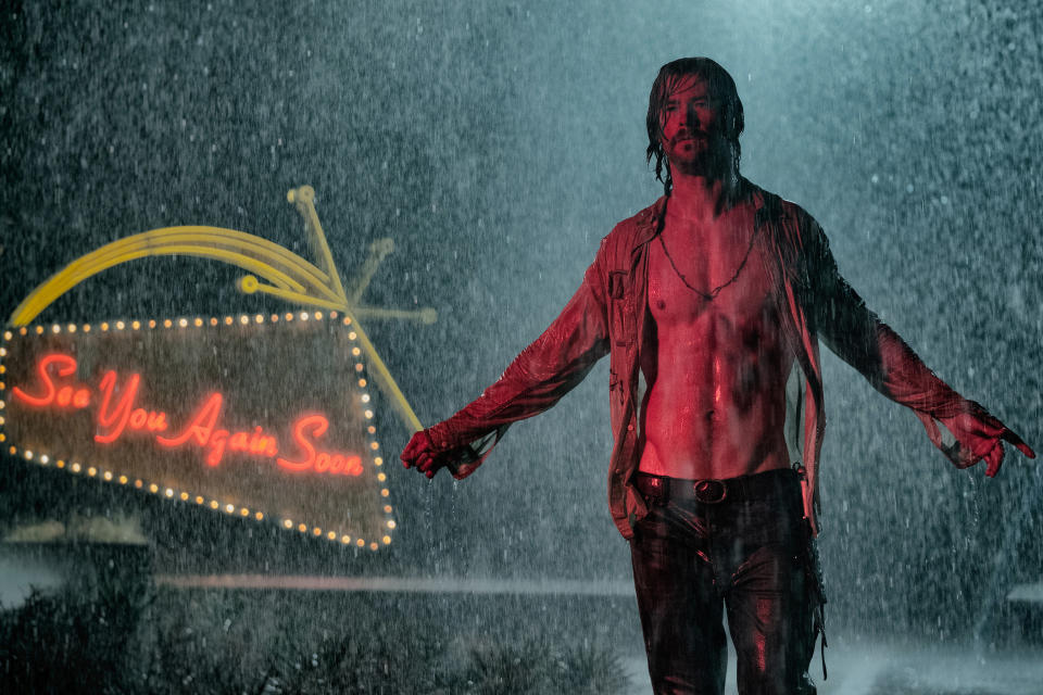 Chris Hemsworth in <em>Bad Times at the El Royale</em>. (Photo: Kimberly French/20th Century Fox Film Corp./Everett Collection)