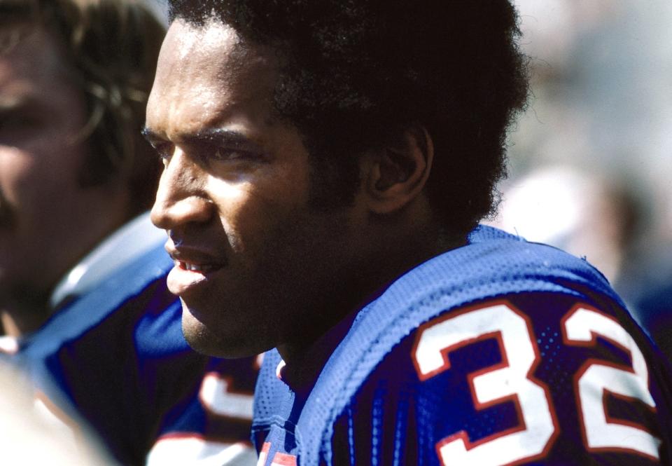 Sep 26, 1976; Tampa, FL, USA; FILE PHOTO; Buffalo Bills running back O.J. Simpson (32) on the sideline against the Tampa Bay Buccaneers at Tampa Stadium. Mandatory Credit: Manny Rubio-USA TODAY Sports