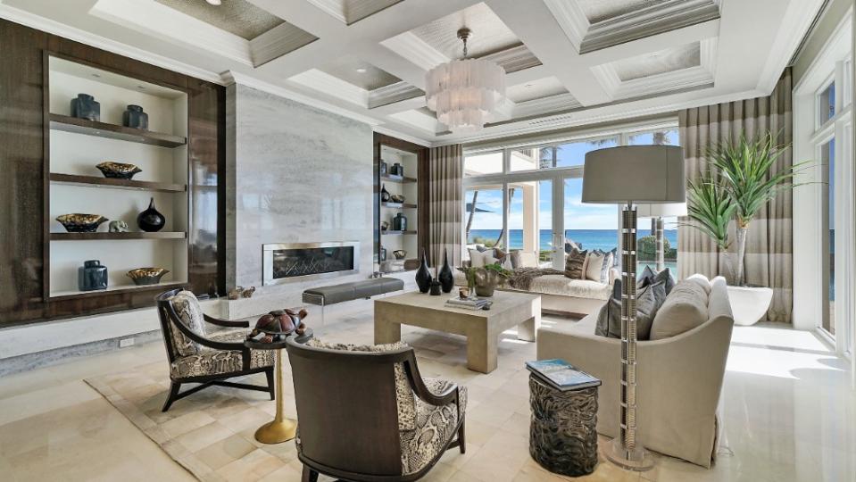 A family room overlooking the ocean - Credit: Cliff Finley, Picture It Sold Photography