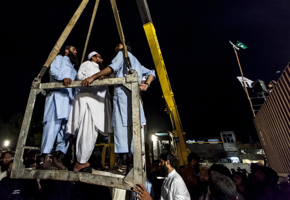 Islamist leads mass rally in Pakistan