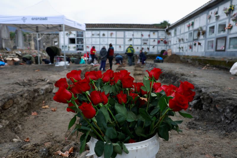 Aranzadi Science Society gathers remains of prisoners who died in a Francoist prison in the Basque town of Orduna