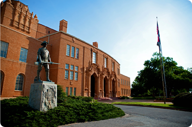 The Wichita Falls City Council on Tuesday approved a contractor for extensive renovations of offices in City Hall.