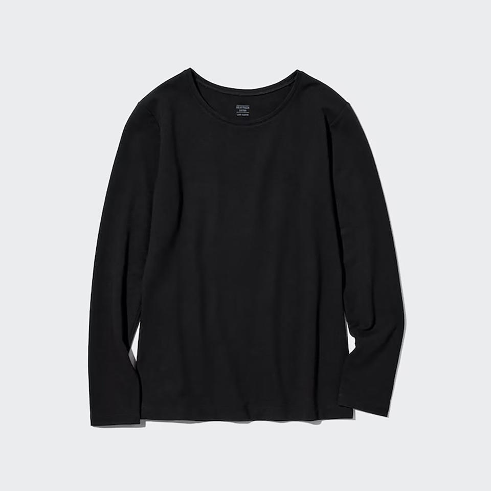 HEATTECH Cotton EXTRA WARM Crew Neck T-Shirt - $39.90. Photo: UNIQLO