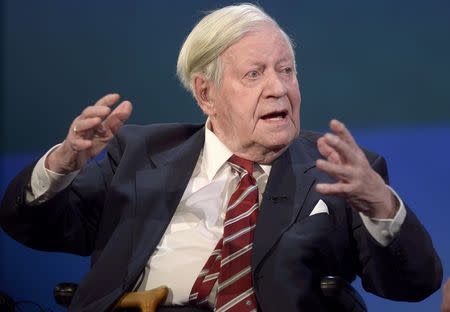 Former German Chancellor Helmut Schmidt gestures during his speech at his birthday party, organized by German weekly magazine "Die Zeit", in a theater in Hamburg, in this January 19, 2014 file picture. REUTERS/Fabian Bimmer/Files