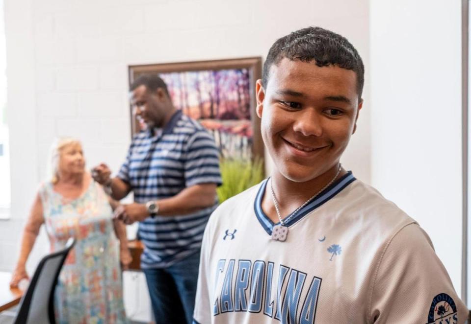 Baseball legend Ken Griffey Jr., came to Ten Oaks Middle School on Wednesday to visit 13-year-old Jordan Robinson and encourage him to continue to play baseball. Griffey personally delivered an invite for Robinson to go to the Hank Aaron Invitational baseball camp in Florida this summer. May 25, 2022.