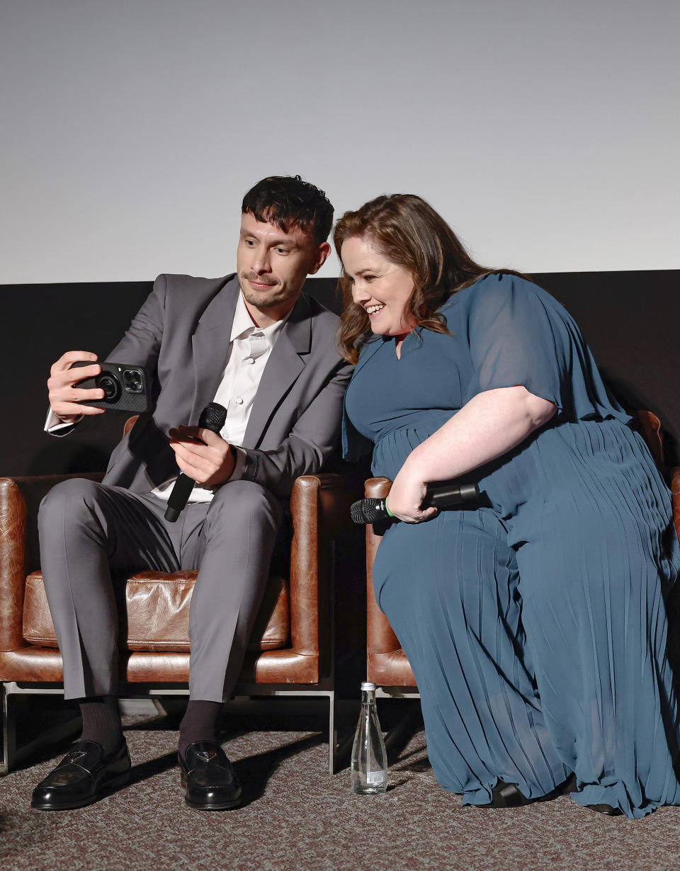 Richard Gadd and Jessica Gunning take a selfie