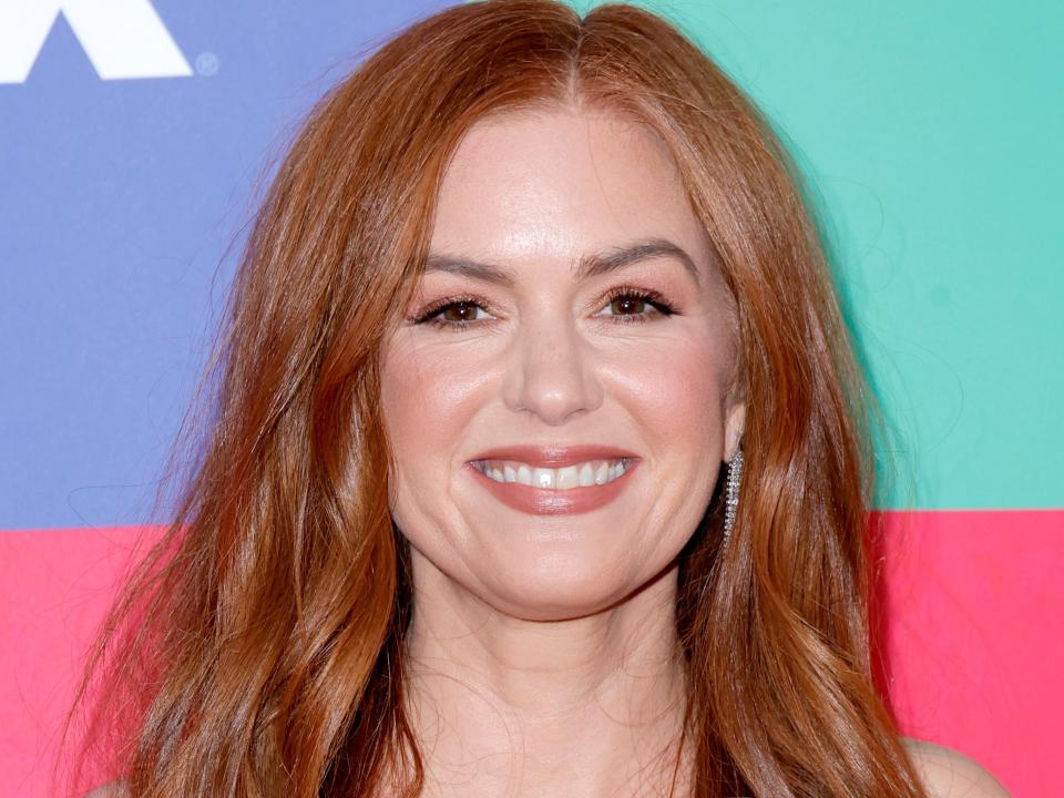 isla fisher at a fox event in 2022
