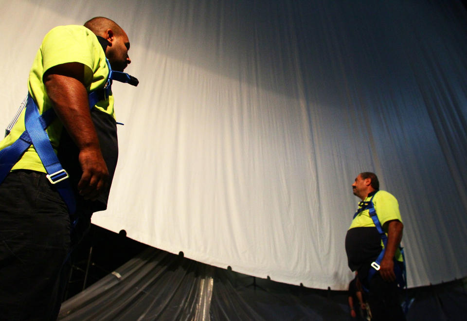 World's Largest Cinema Screen Installed In Darling Harbour