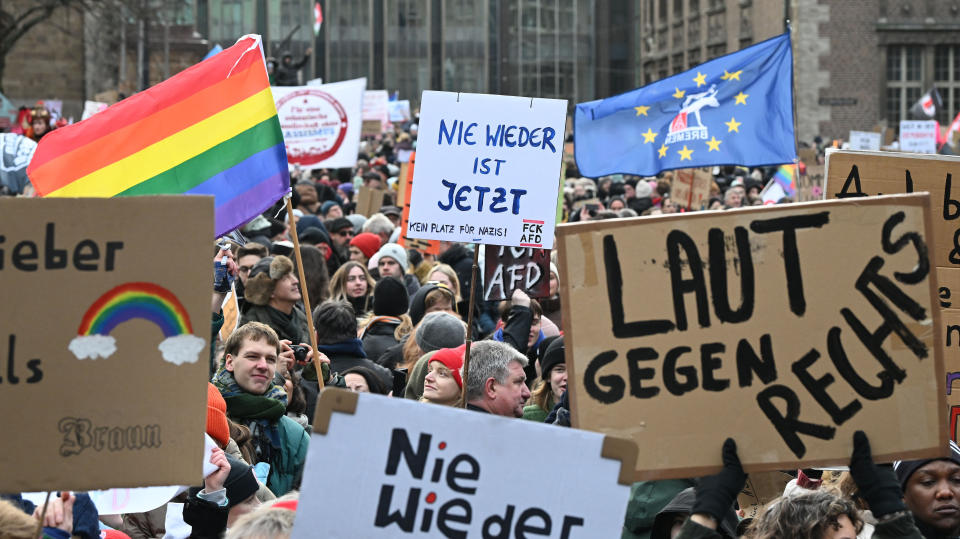 Bundesweite Demonstrationen gegen Rechtsextremismus