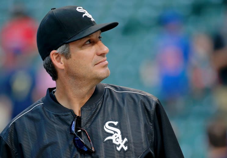 Robin Ventura could return as the White Sox's manager in 2017. (Getty Images/Jon Durr)